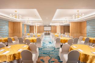 park inn and suites by radisson thrissur east fort