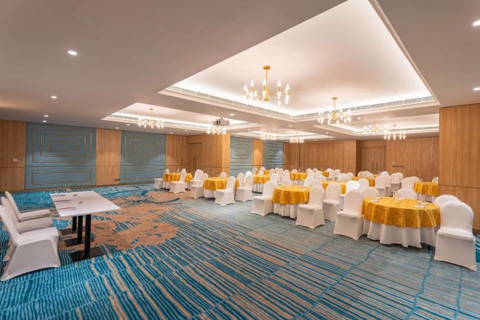 park inn and suites by radisson thrissur east fort