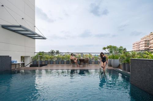 park inn and suites by radisson thrissur east fort