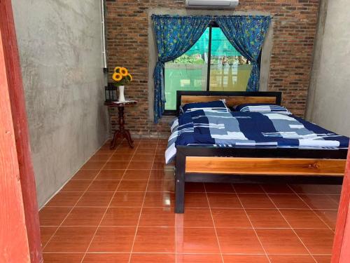 baan khun ya sukhothai old city