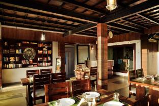 ibex resorts valparai tale rock