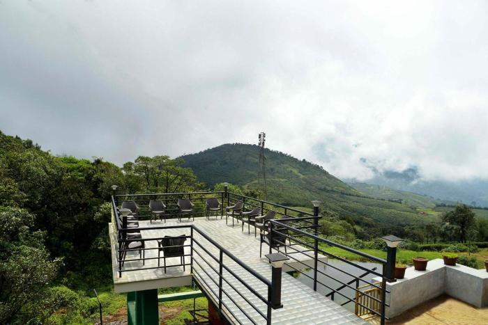 ibex resorts valparai tale rock