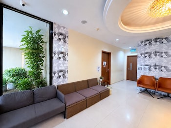 Hi Hotel Dot 11Hrs Stay From 10Pm To 9Am,,2 star