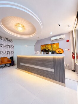 Hi Hotel Dot 11Hrs Stay From 10Pm To 9Am,,2 star