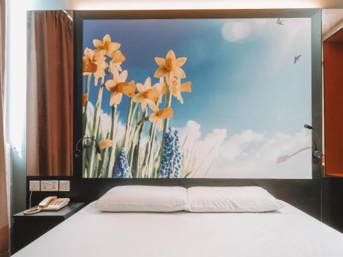 hi hotel dot 11hrs stay from 10pm to 9am