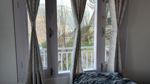 sunrise view homestay