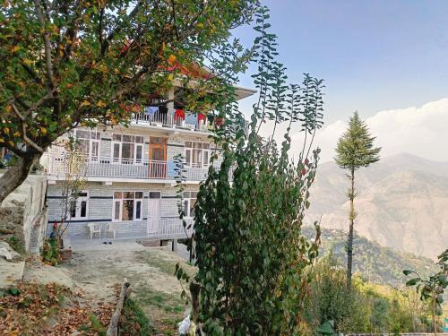 Sunrise View Homestay,,4 star