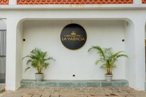 la vaiencia luxury apartments