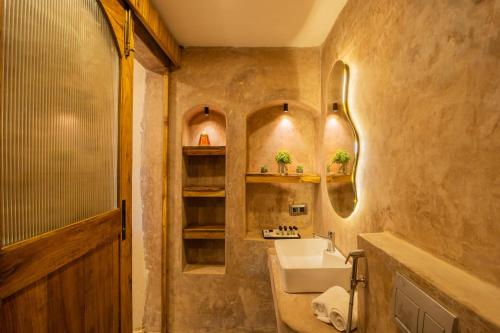 La Vaiencia Luxury Apartments,,2 star