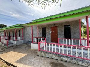 ban suan salee suan phueng ratchaburi