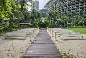 forestcity carnelian tower hotel