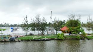 brackish kayal resort