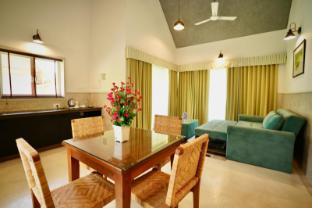 Brackish Kayal Resort,,2 star