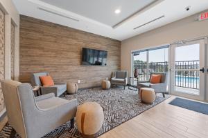 candlewood suites perry national fairground area by ihg