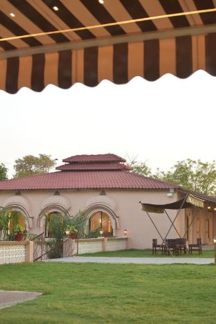 orchha vilas
