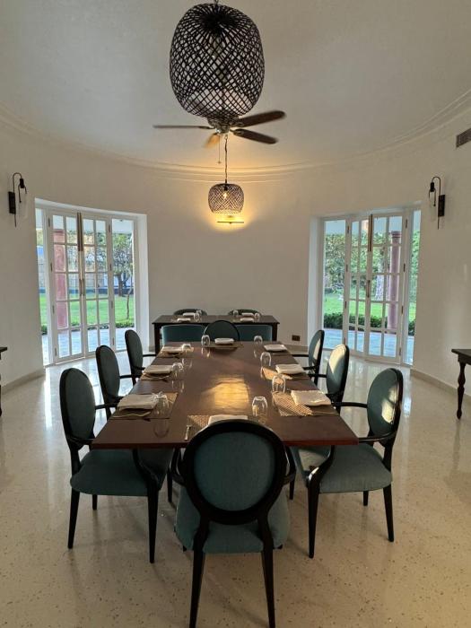 the postcard in the durrung tea estate