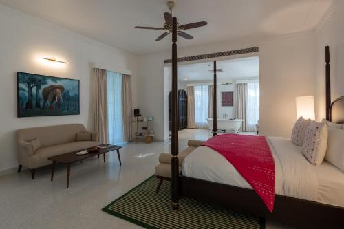 the postcard in the durrung tea estate