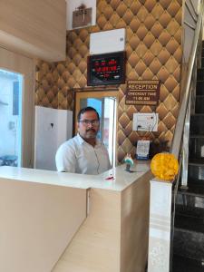 Rudra Guest House,,2 star