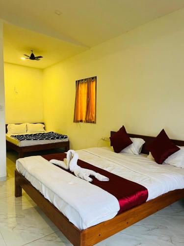 Green Heaven River Side Resort And Villa,,2 star