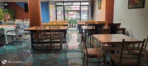 hotel jubilant stays