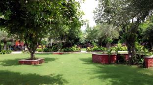 vanam resort