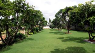 vanam resort