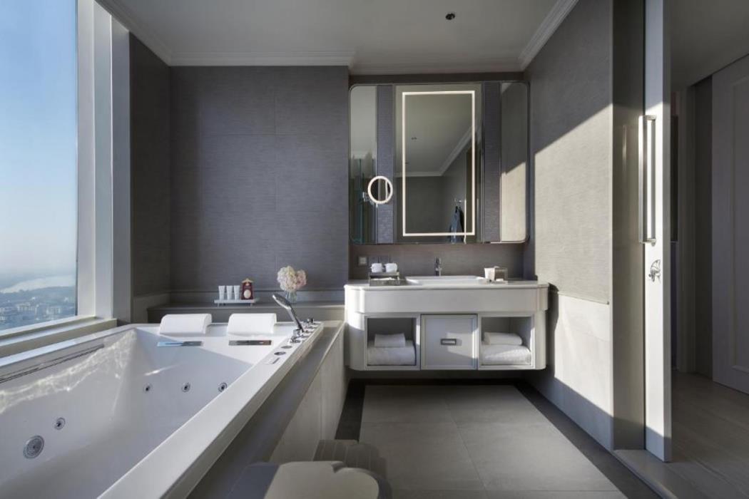 grande centre point lumphini bangkok