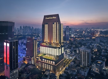 grande centre point lumphini bangkok