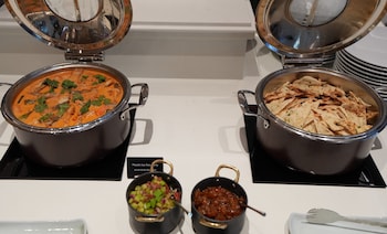 grande centre point lumphini bangkok