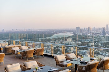 grande centre point lumphini bangkok