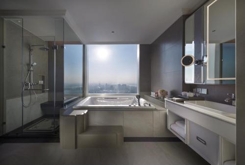 grande centre point lumphini bangkok