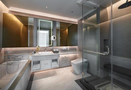 grande centre point lumphini bangkok