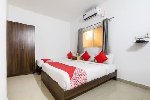 Western Silicon Hotel,,2 star