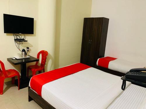 Western Silicon Hotel,,2 star