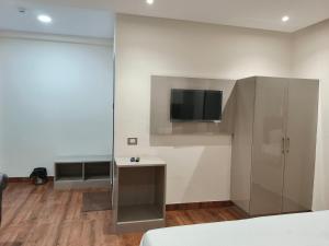 hotel sharma regency