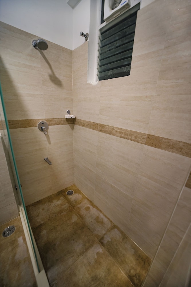 avenue 11 premium stays