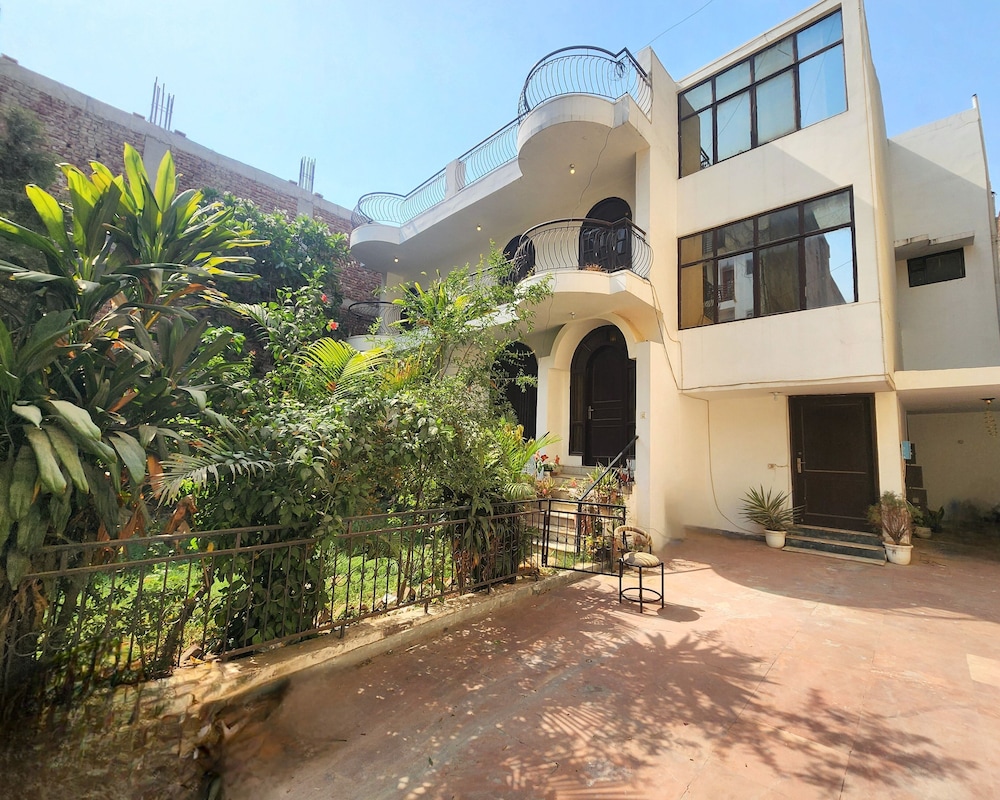 hotel the own stay urban boutique