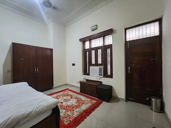 hotel the own stay urban boutique