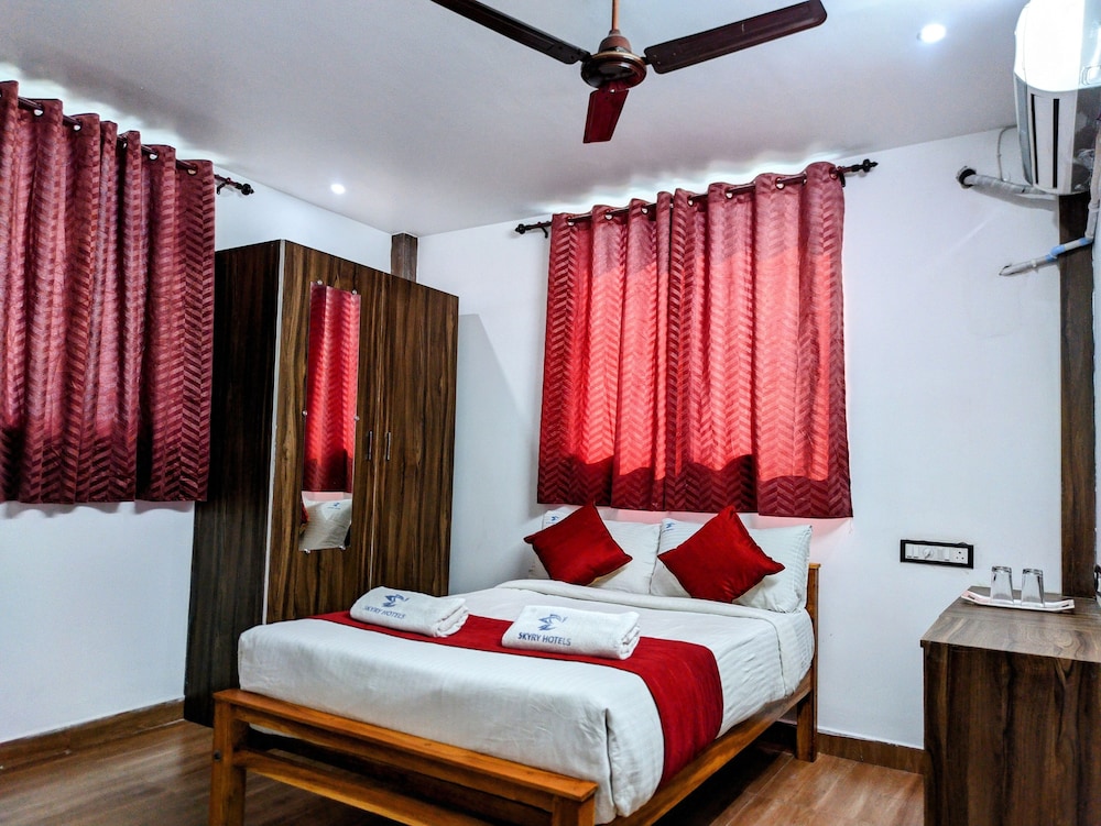 skyry hotels singanallur