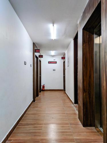 Skyry Hotels Singanallur,,3 star