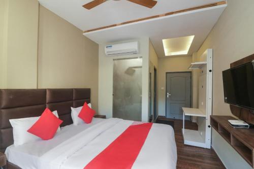 the clock tower rooms and cafe