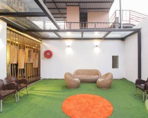 the clock tower rooms and cafe