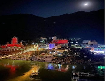 the clock tower rooms and cafe