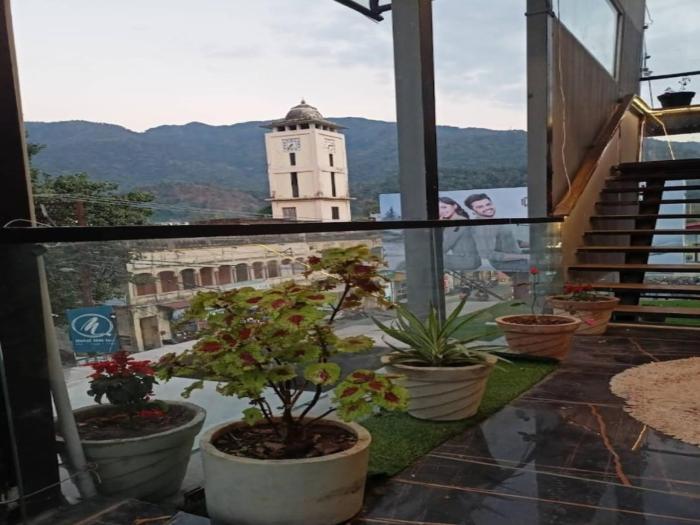 the clock tower rooms and cafe