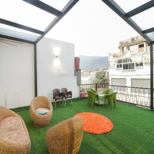 the clock tower rooms and cafe