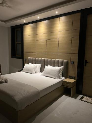 hotel lata continental