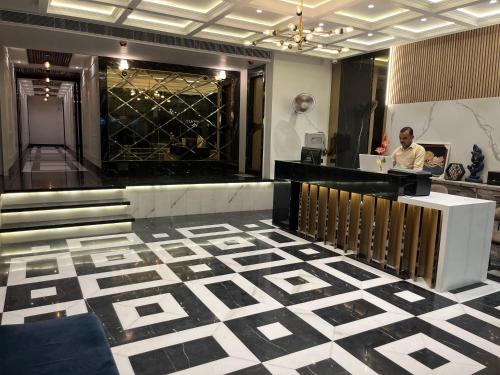 hotel lata continental