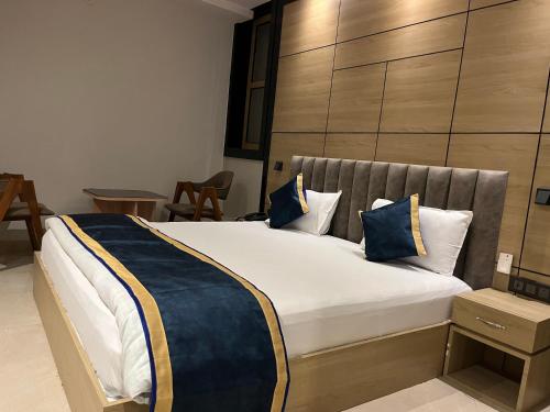 hotel lata continental