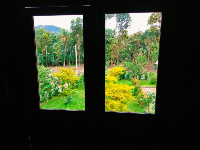 erumaadam bamboo suite merlys fruit garden