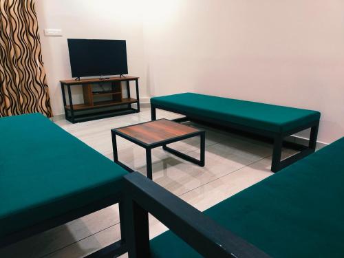 bamboo suite at merlys fruit garden